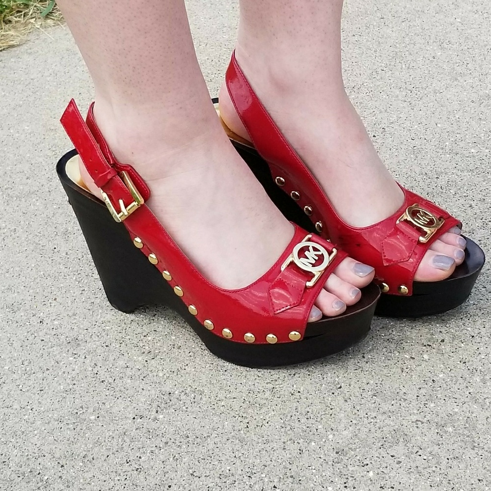 Michael Kors Red peep toes gold studded wedges 8.5